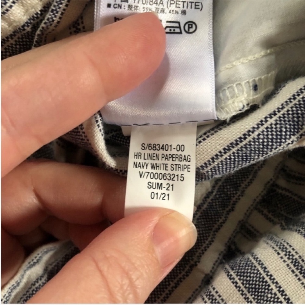 GAP High-Rise Paper Bag Waist Shorts Linen Cotton Navy White Stripe Coastal 14P - Picture 7 of 11